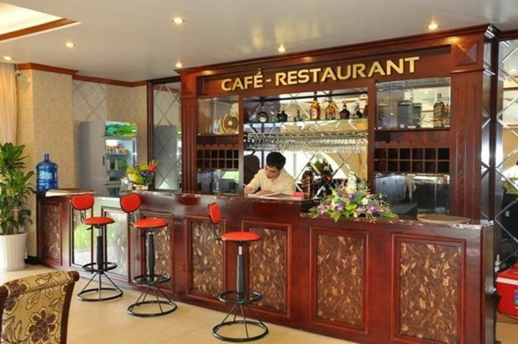 Phuong Anh Hotel 1 Hai Duong Buitenkant foto